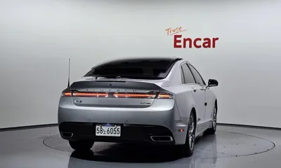 Lincoln MKZ