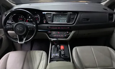 Kia Canival