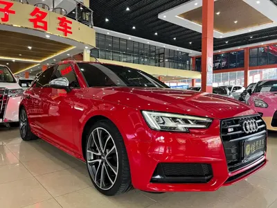 Audi S4