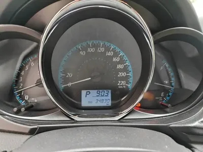 Toyota Yaris L