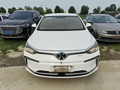 BAIC EU5