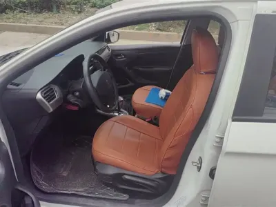 Peugeot 301