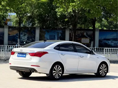 Hyundai Mistra