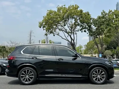 BMW X5 (Import)