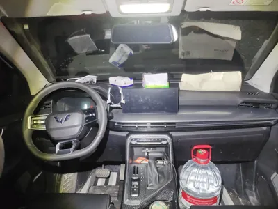 Wuling Asta