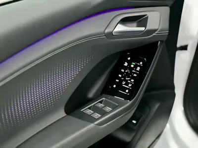 Audi 奥迪Q6L e-tron