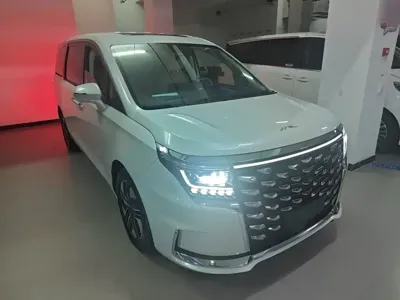 JAC Refine Refine RF8 PHEV