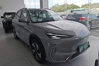 Geely Galaxy E5