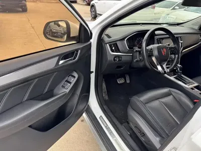 Roewe RX5