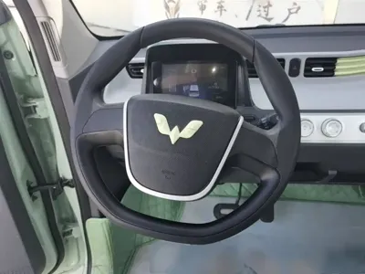 Wuling MINIEV