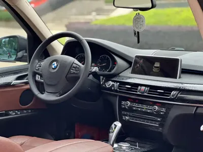 BMW X5 (Import)