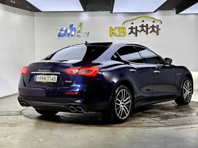 Maserati Ghibli