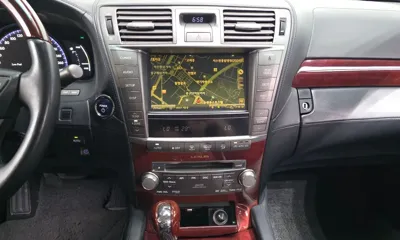 Lexus LS
