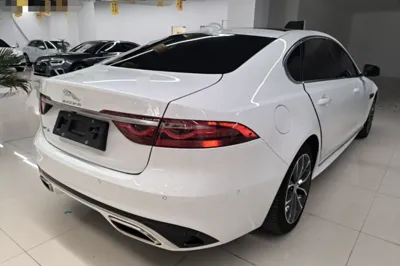 Jaguar XFL