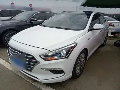 Hyundai Mistra