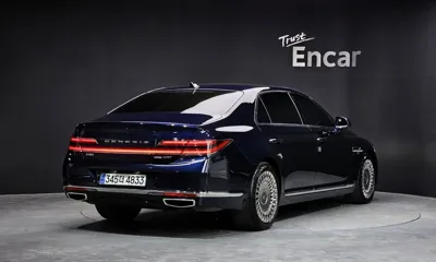Genesis G90