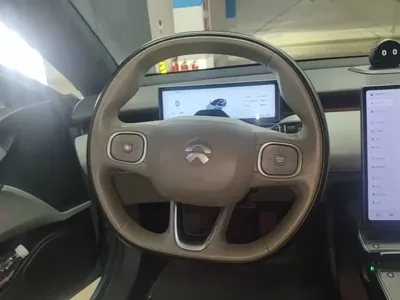 Nio ET5