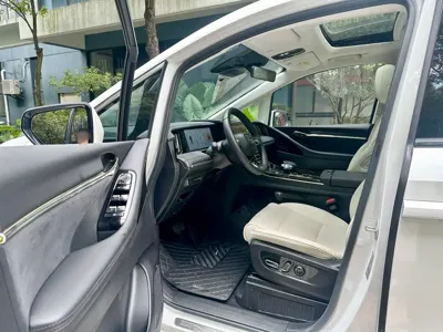 GAC Motor Trumpchi E9