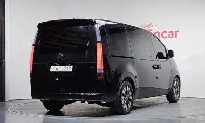 Hyundai Staria