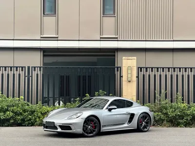 Porsche 718