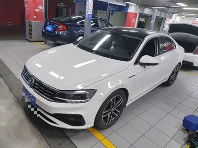 Volkswagen Lamando