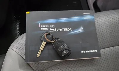 Hyundai Starex