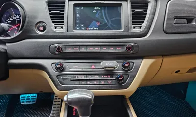 Kia Canival