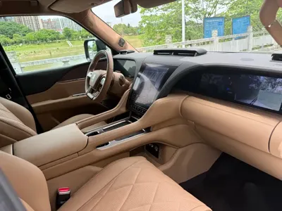 Yangwang 仰望U8 L