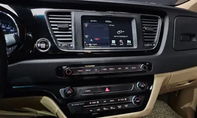 Kia Canival