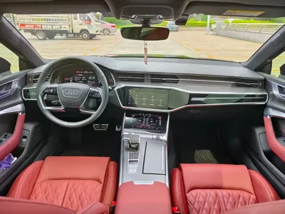 Audi A7L