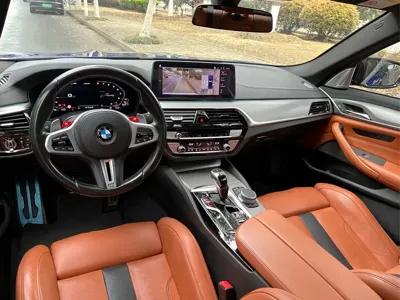 BMW M5