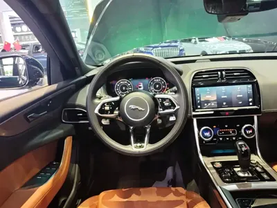Jaguar XEL