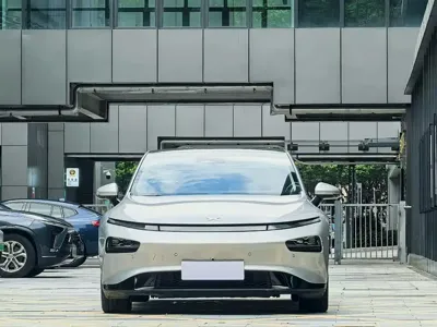 Xpeng P7