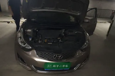 Hyundai Elantra (5th Generation