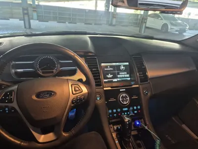 Ford Taurus