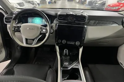 Lynk & Co 02