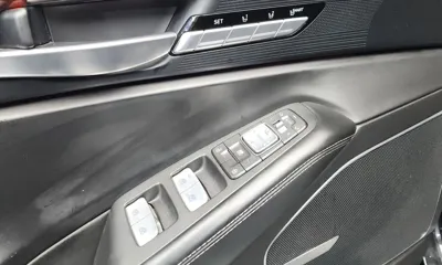 Genesis EQ900