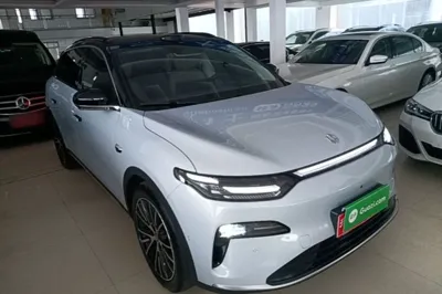 Leapmotor C11