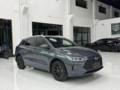 BYD e2
