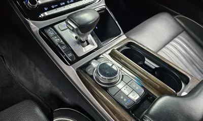 Genesis EQ900