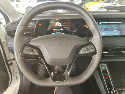 Roewe i5
