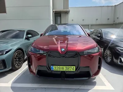 BMW iX