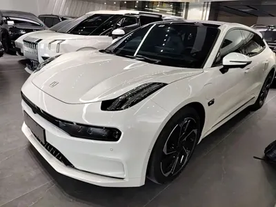 Zeekr 001