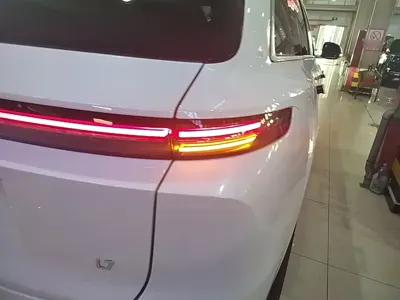 Li Auto Li L7