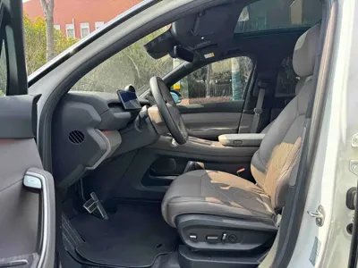 Nio ES7