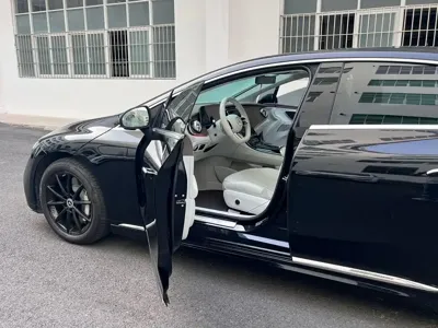 Mercedes-Benz EQE