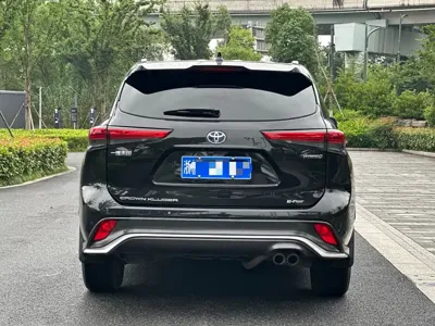 Toyota Crown Kluger