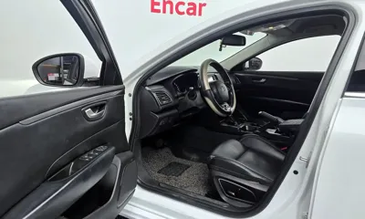 Renault-KoreaSamsung SM6