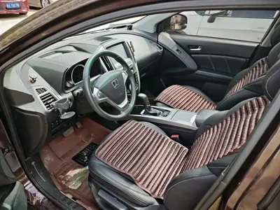 Luxgen U6