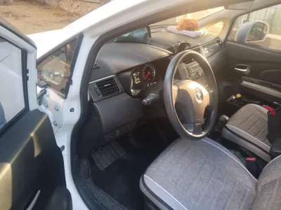 Venucia R50X